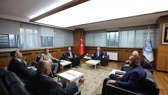 MHP Kayseri heyetinden Başkan Büyükkılıç'a ziyaret