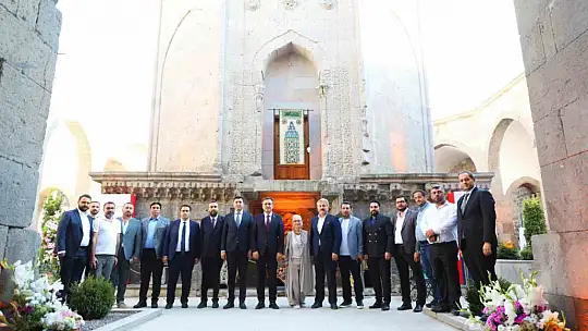 Milletvekili Mevlüt Kurt Melikgazi Belediyesi'nin vizyon projelerini gezdi