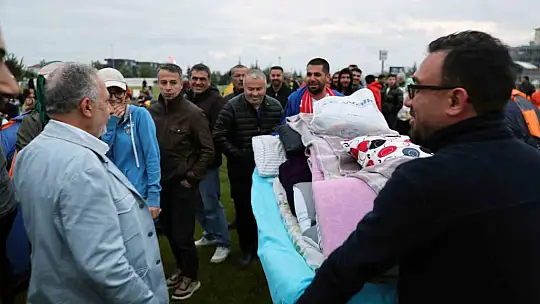 Milli heyecan Talas'ta yürekleri ısıttı