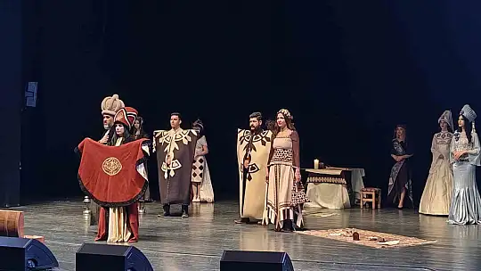 Mimar Sinan'ın eserleri kıyafetlere döküldü