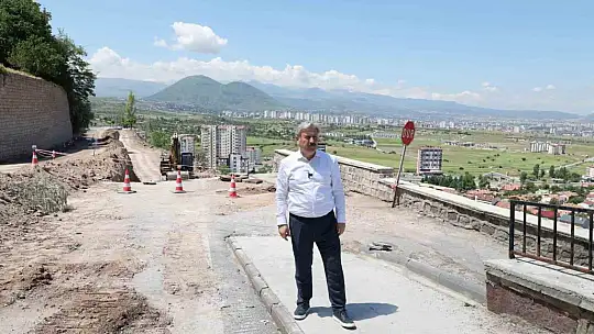 Mimarsinan mahallesinde çöken istinat duvarında inceleme yapıldı