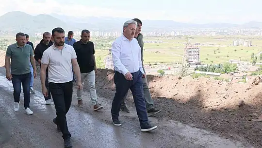 Mimarsinan mahallesinde çöken istinat duvarında inceleme yapıldı