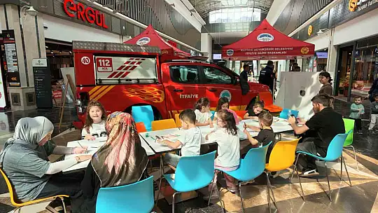 Minik itfaiyeciler, hem öğrendi hem eğlendi