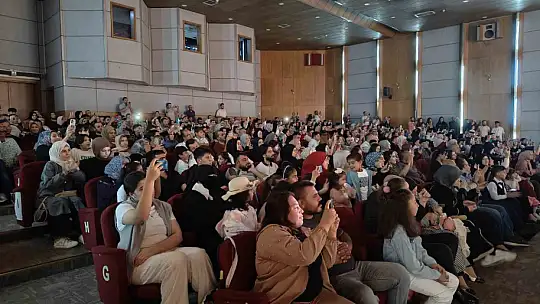 Minik öğrencilerden 'kardeşlik' vurgusu