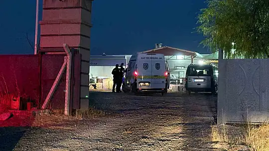 Miras kavgasında kan aktı: Amcasını ve 3 kişiyi bıçakladı