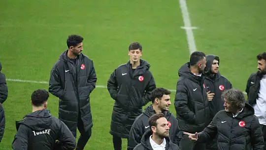 Montella: 'İlk hedefimiz A ligine çıkmak'