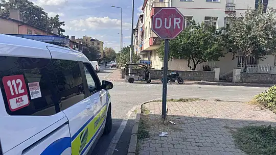 Motosiklet ile mobilet çarpıştı: 7 yaralı