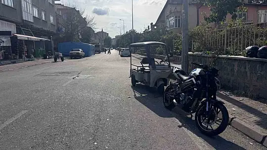 Motosiklet ile mobilet çarpıştı: 7 yaralı