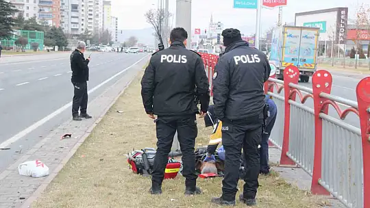 Motosikletin çarptığı yaya hayatını kaybetti