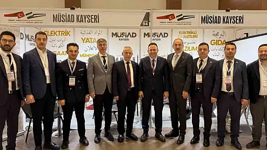 MÜSİAD yetkilileri, Suriye'nin yeniden imarı için Suriyeli işadamları ile buluştu