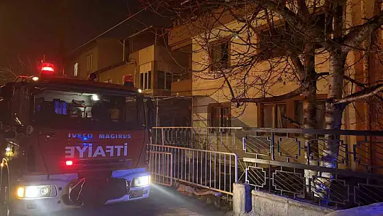 Mutfakta çıkan yangın korkuttu