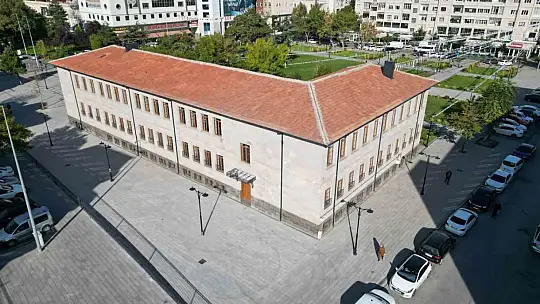 Nazmi Toker Görsel Sanatlar Merkezi şehrin kalbinde hayata geçiyor