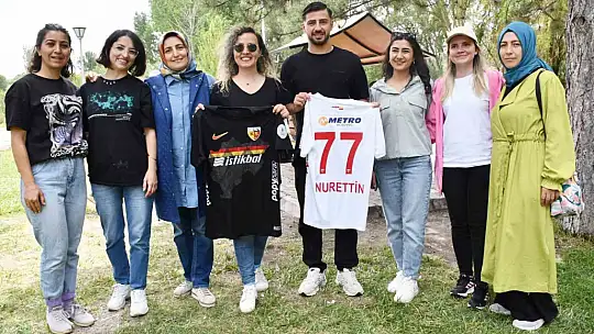 Nurettin Korkmaz öğrencilerle bir araya geldi