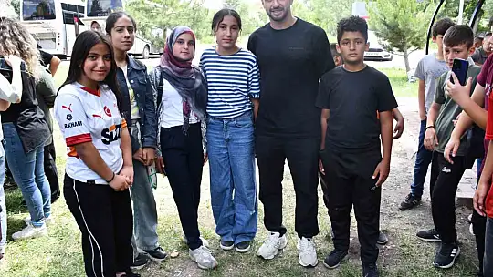 Nurettin Korkmaz öğrencilerle bir araya geldi