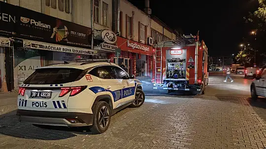 Ocaktaki köz iş yerinde yangın çıkardı