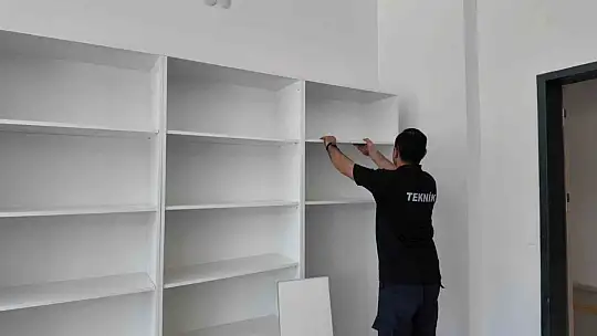 Öğrenci dostu büyükşehir, Akkışla'da İlkokul Kütüphanesi'ni dizayn etti