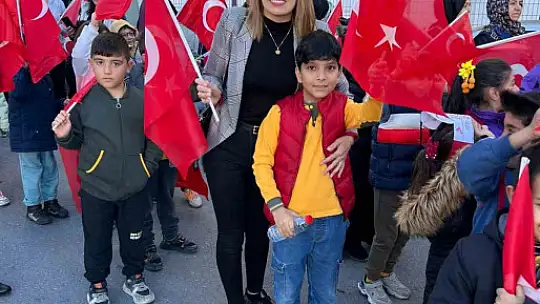 Öğrencilerden anlamlı yürüyüş