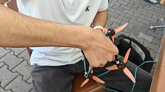 Öğrencilerden yerli yazılımlı İHA