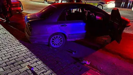 Önce telefonu, sonra da kelepçeyi bahane ederek alkol testini reddetti