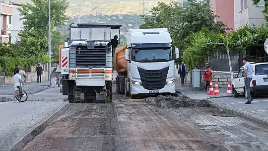 Osmanlı mahallesinin yolları ve çehresi yenileniyor