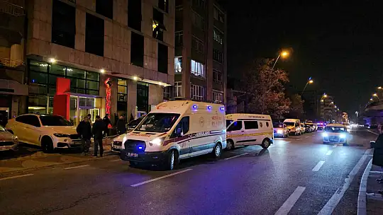 Otelde husumetlilerin kavgası kanlı bitti: 2 ölü