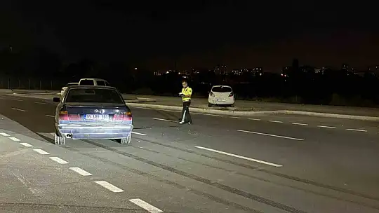 Oto tamircisi test için çıktığı otomobille kaza yaptı: 2 yaralı