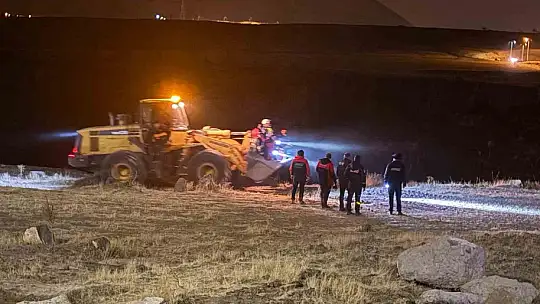 Otomobil 200 metre yükseklikten vadiye uçtu: 1 ölü