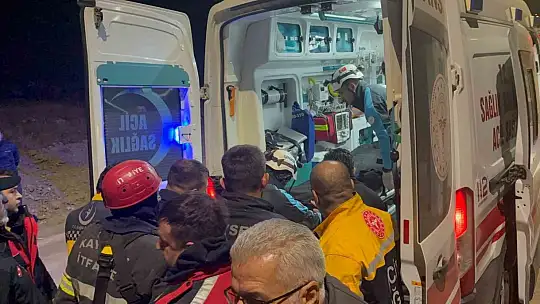 Otomobil 200 metre yükseklikten vadiye uçtu: 1 ölü