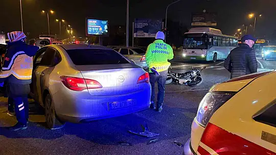 Otomobil motosiklete çarptı: 1 ağır yaralı