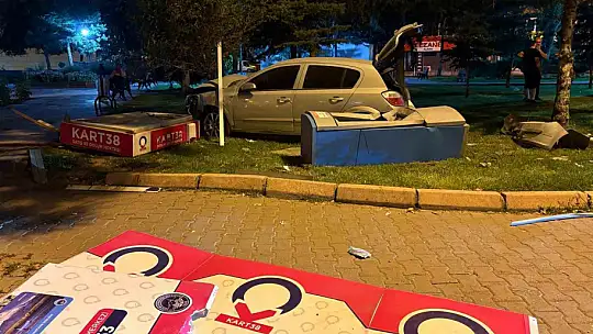 Otomobil parka daldı, ortalık savaş alanına döndü