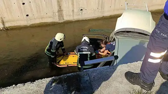 Otomobil sulama kanalına düştü, ekipler yaralı için seferber oldu