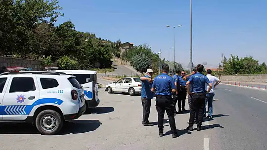 Otomobilin çarptığı yaşlı adam öldü