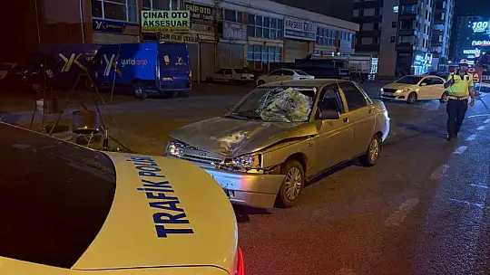 Otomobilin çarptığı yaşlı adam hayatını kaybetti