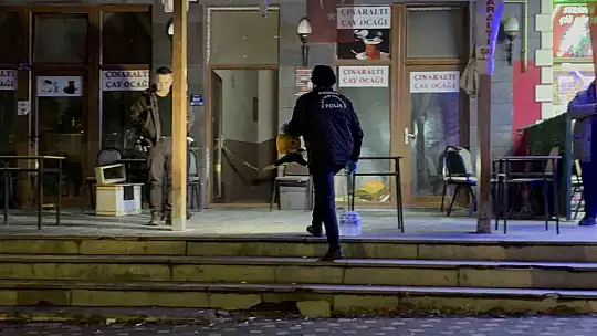 Oyun salonunda çıkan kavga kanlı bitti: 1 ağır yaralı