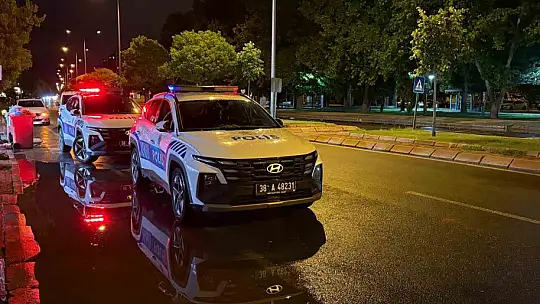 Parkta çocuklar arası bıçaklı kavga: 2 yaralı