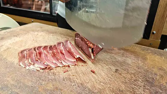 Pastırmacılar gurbetçi sezonunu açtı