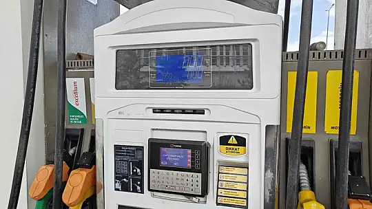 Petrol zammında devlet eli pompada