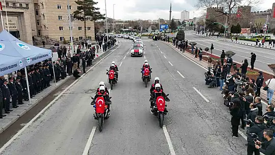 Polis haftasında Özel Harekat'tan nefes kesen gösteri