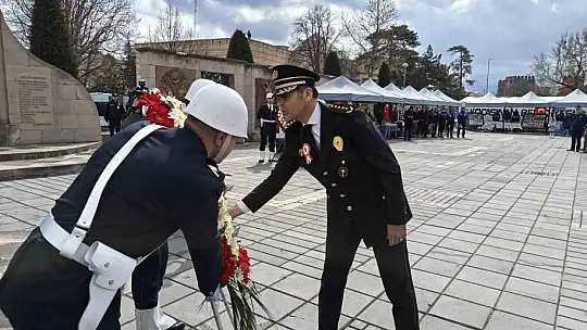 Polis haftasında Özel Harekat'tan nefes kesen gösteri
