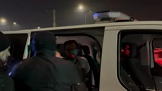 Polise çarpıp kaçtıktan sonra olay yerinde yakalanan şahıs tutuklandı