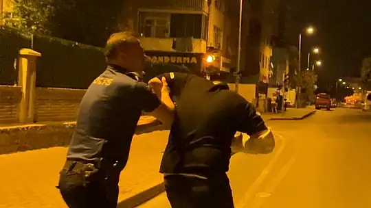 Polise mukavemet gösterip kaçmaya çalışan şahıslar, kovalamaca sonucu yakalandı