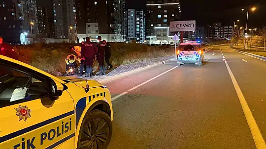 Polisten kaçan motosiklet sürücüsü ters yöne girerek, kaza yaptı: 1 yaralı