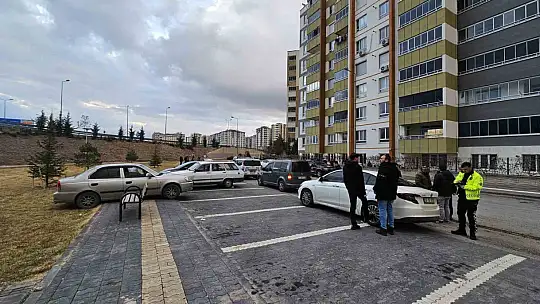 Polisten kaçan sürücü 15 kilometrelik kovalamaca sonucu yakalandı