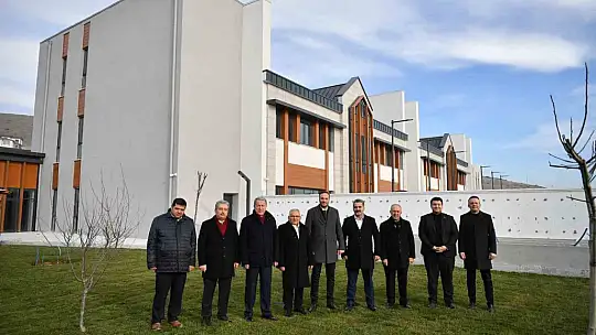 Protokolden Kayseri Yeşilay Uyuşturucuyla Mücadele Rehabilitasyon Merkezi'ni ziyaret etti