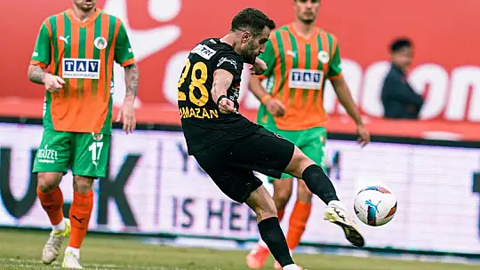 Ramazan Civelek 3. golünü attı
