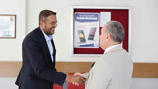 Rektör Altun'dan yenileme çalışmaları tamamlanan mühendislik fakültesinde inceleme