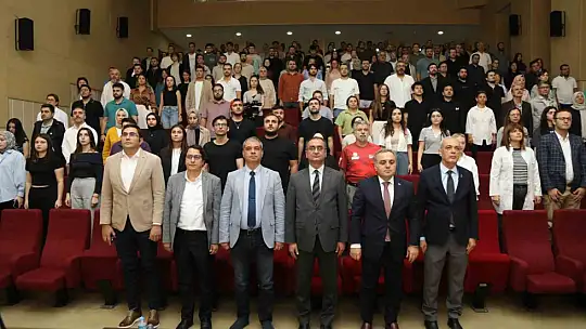 Rektör Altun, Mühendislik Fakültesi'nin açılış dersini verdi