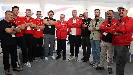 Rektör Altun, TEKNOFEST'te teknoloji tutkunları ile buluştu