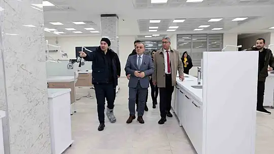 Rektör Altun, Yeni Diş Hastanesi Binası'nı inceledi