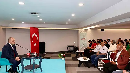 Rektör Prof. Dr. Altun, Marifet Mektebi öğrencileri ile bir araya geldi